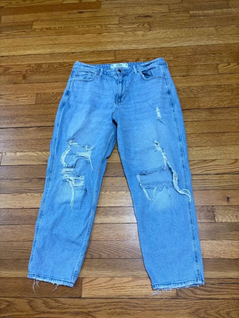 Hollister Women’s Curvy Ultra High Rise Mom Jean Vintage Stretch Size 15 32x27